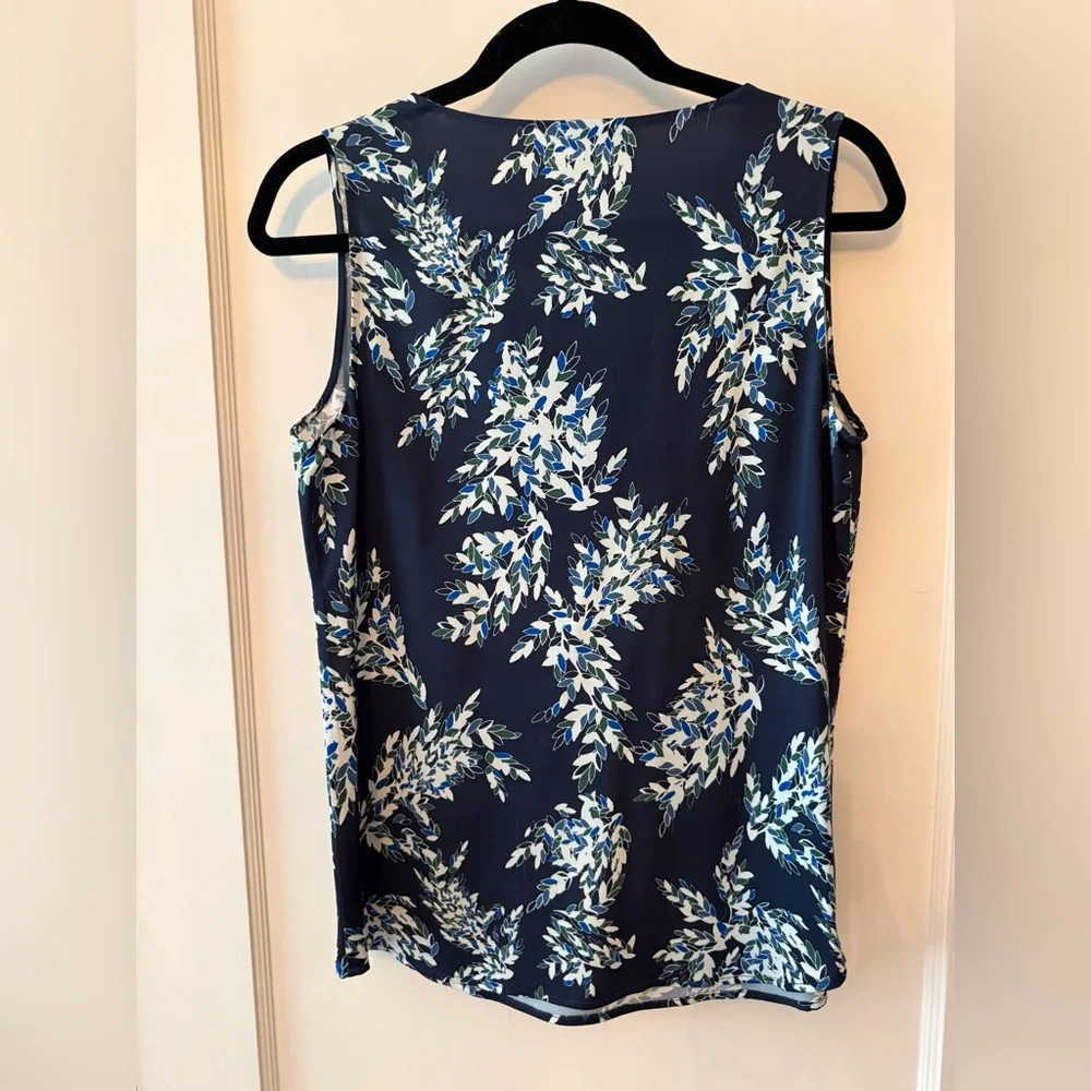 Classiques Entier‎ Navy Floral V-Neck Sleeveless Camisole